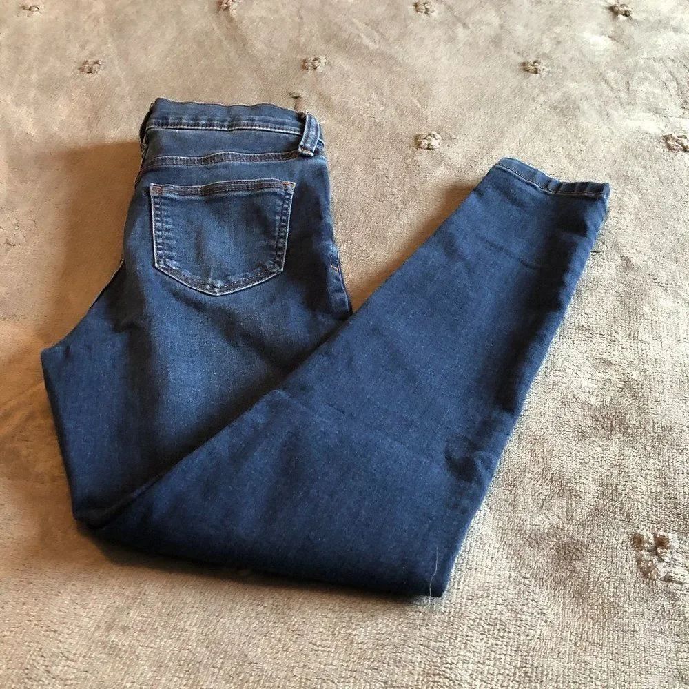 Celebrity Pink High Rise Ankle Skinny Jean sz 3 J4
